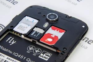 Телефон MicroSD флэш-дискісін көрмейді: не істеу керек, оны қалай түзетуге болады?